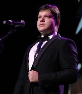 Владимир  Голиней