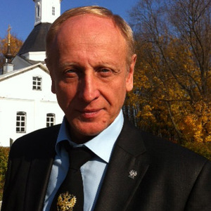 Александр  Черных